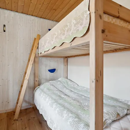 Vakantiehuis Two-bedroom In *
